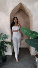 Load image into Gallery viewer, Shop Bandeau jumper 
