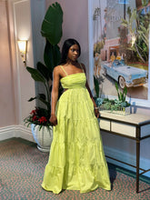 Load image into Gallery viewer, Spagetti Strap Maxi Dress
